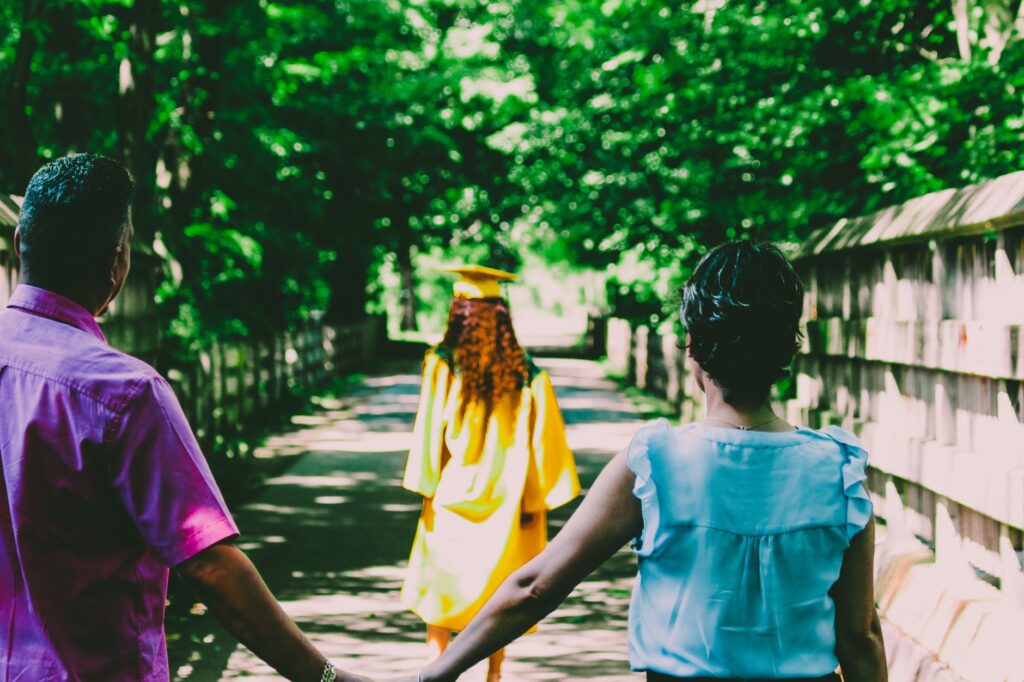 Tips for Dads and Grads Media Pitching